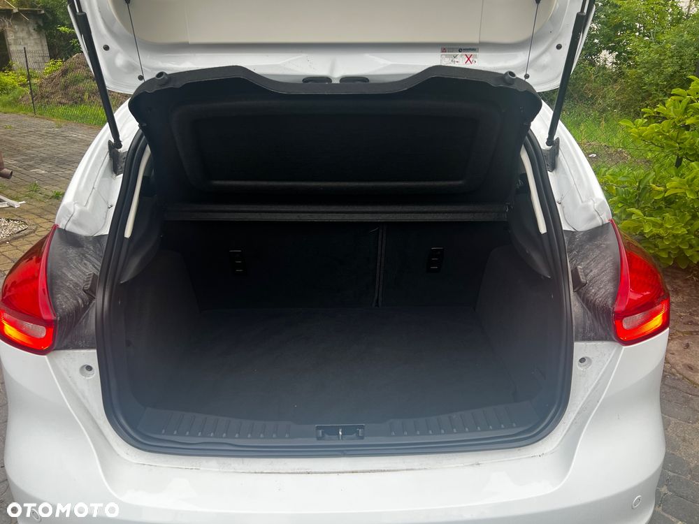 Ford Focus 1.0 EcoBoost Active - 12