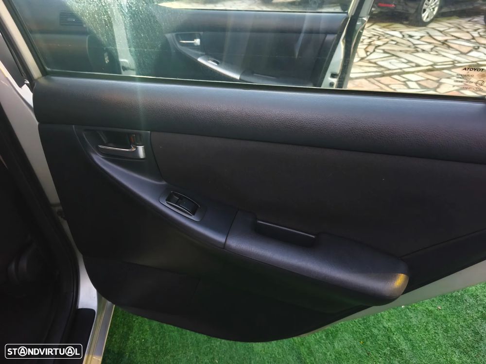 Toyota Corolla SW 1.4 D-4D AC - 27