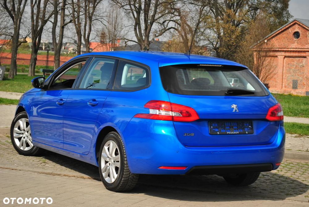 Peugeot 308 1.5 BlueHDi Active Pack Business S&S EAT8 - 10