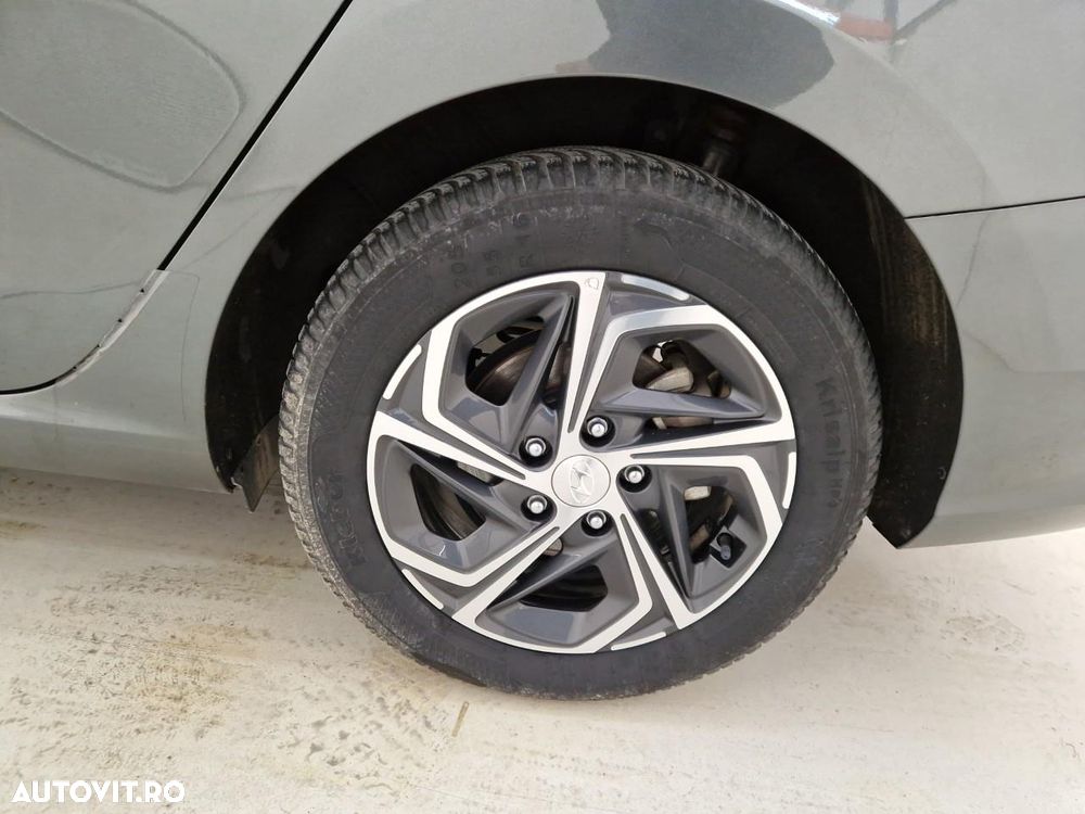 Hyundai i30 Wagon 1.5 110CP M/T Highway - 18