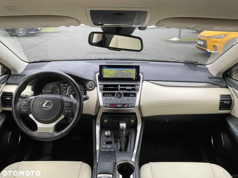 Lexus NX 300 F Impression AWD - 9