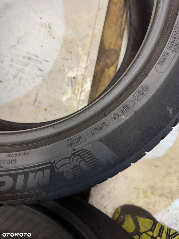 G-3184 235/50R18 101Y MICHELIN PRIMACY 4 - 3