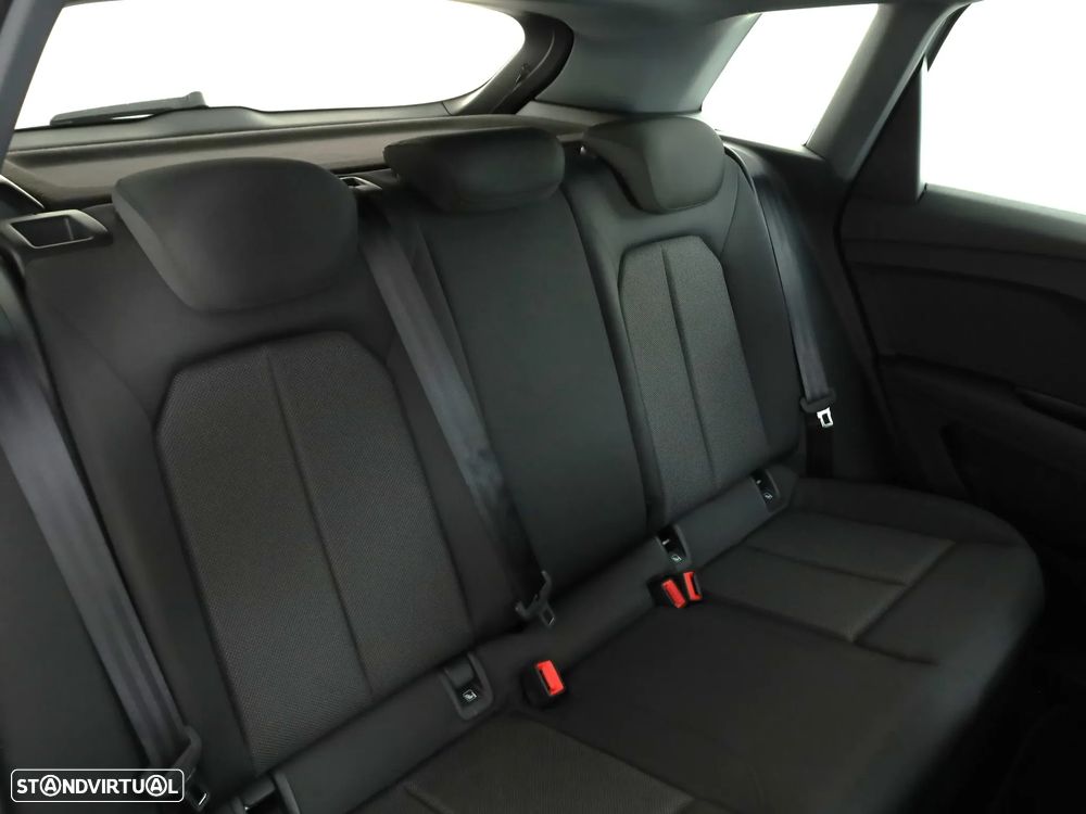 Audi Q4 e-tron 40 82 kWH - 15
