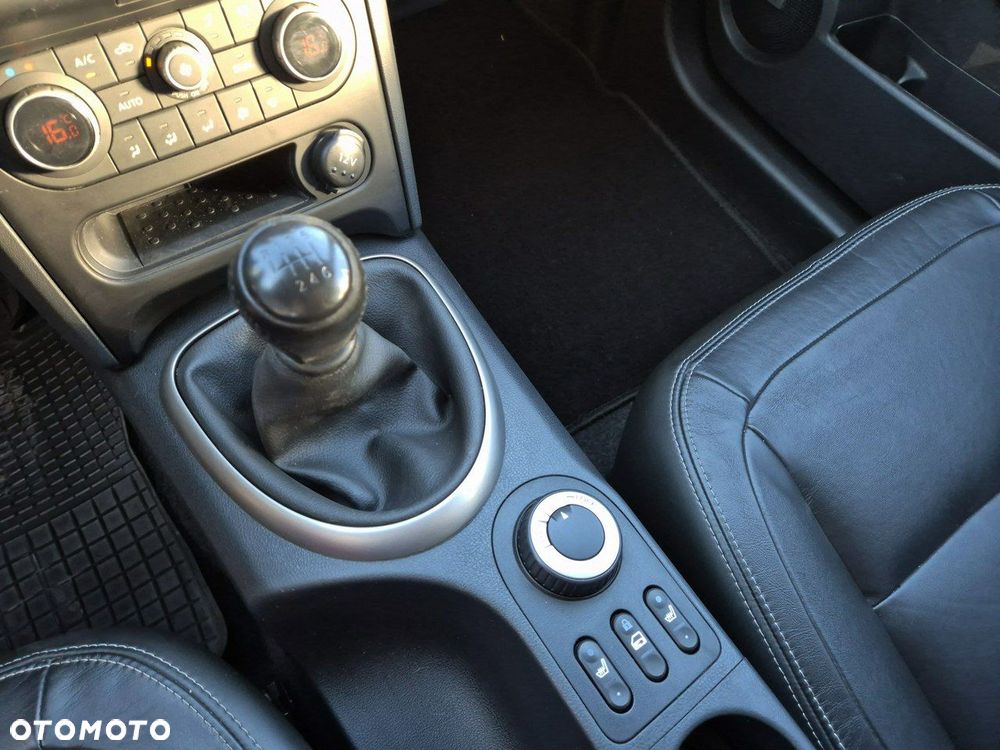 Nissan Qashqai+2 - 20