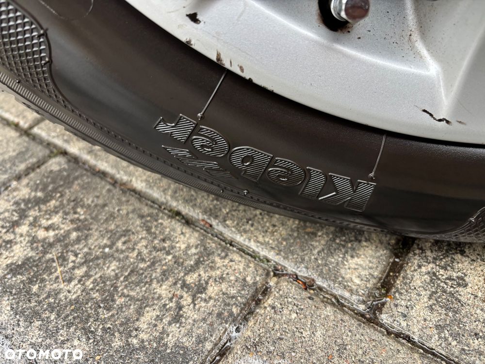 Toyota Auris 1.6 VVT-i Premium MM - 17