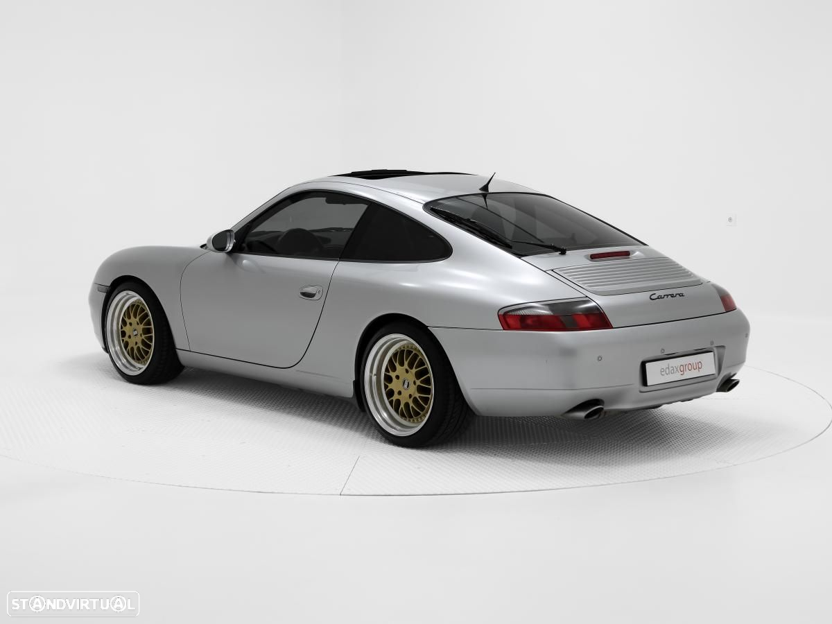 Porsche 911 (996) - 4