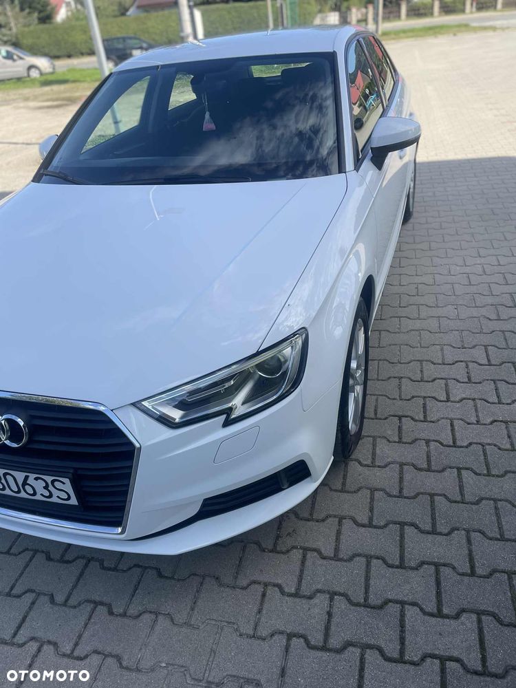 Audi A3 2.0 TDI Ambiente - 9