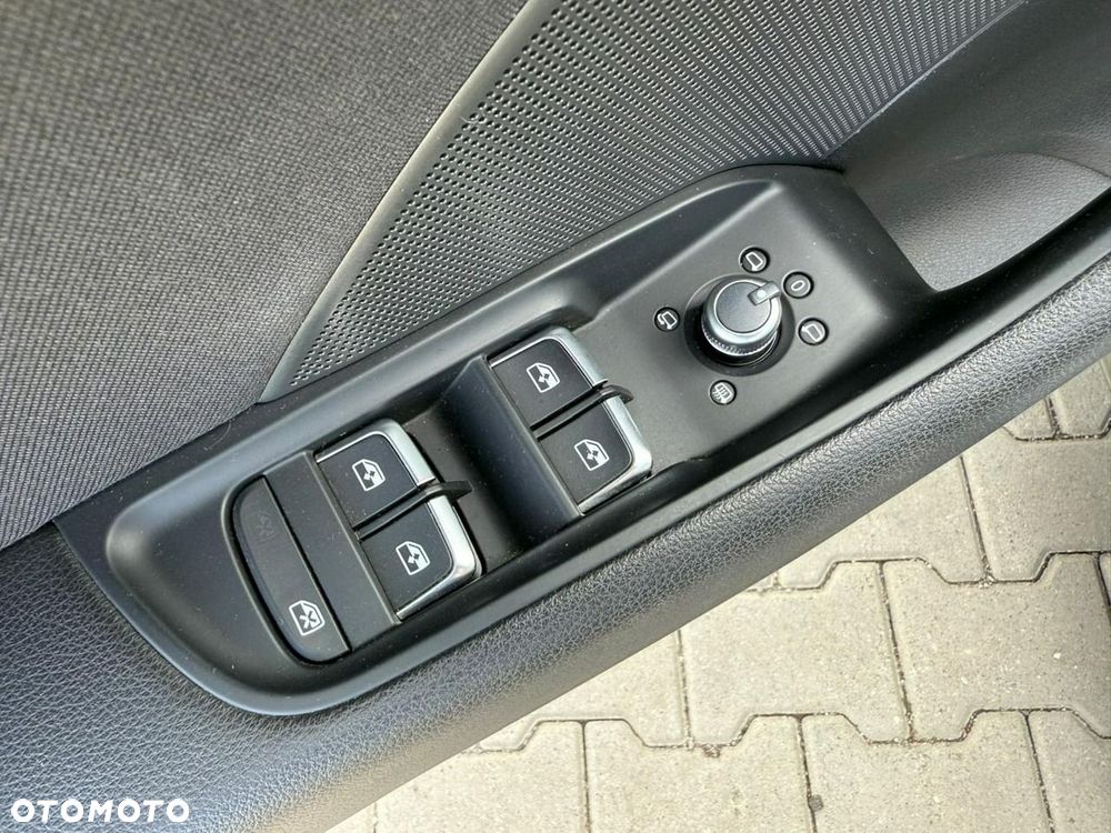 Audi A3 Sportback 2.0 TDI S tronic sport - 11