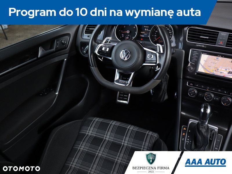 Volkswagen Golf Variant - 9