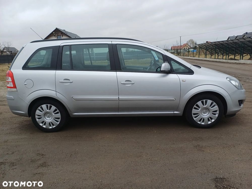 Opel Zafira 1.8 Edition Plus - 7