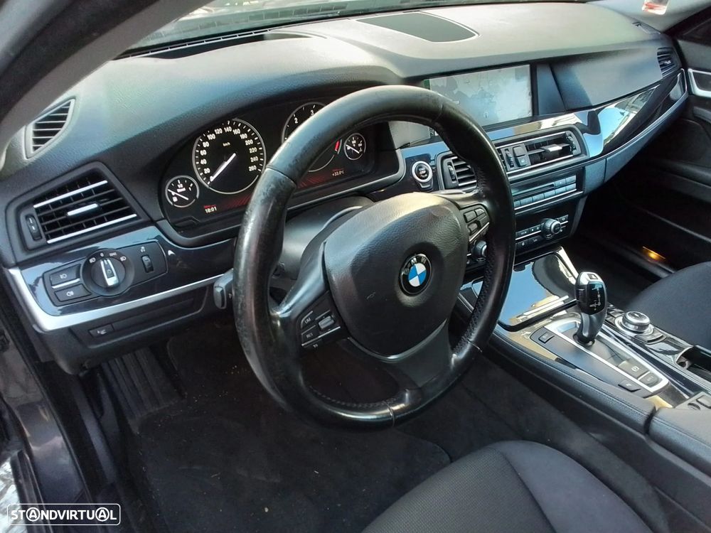 BMW 520 d Touring Aut. Luxury Line - 7