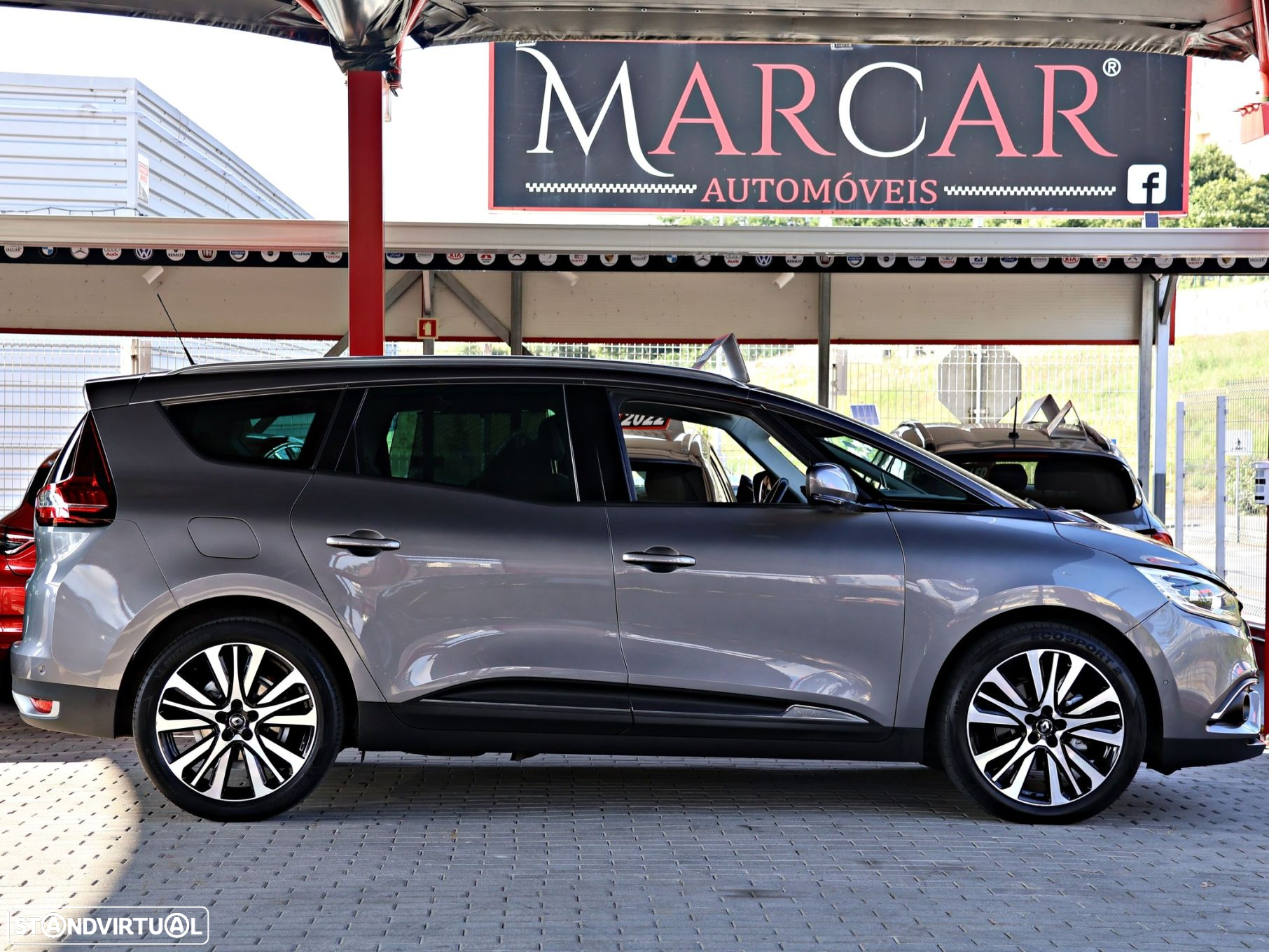 Renault Grand Scénic ENERGY dCi 160 EDC INITIALE PARIS - 9