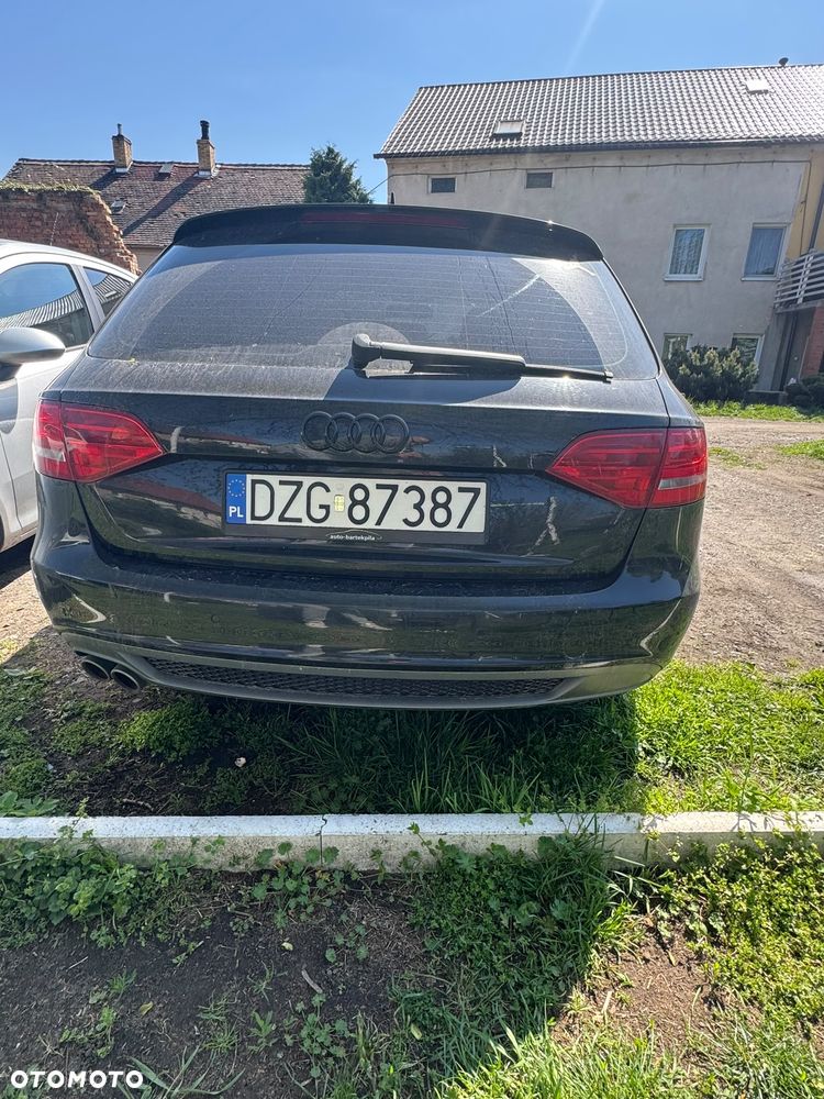 Audi A4 Avant 3.0 TDI DPF quattro S tronic S line Sportpaket - 6