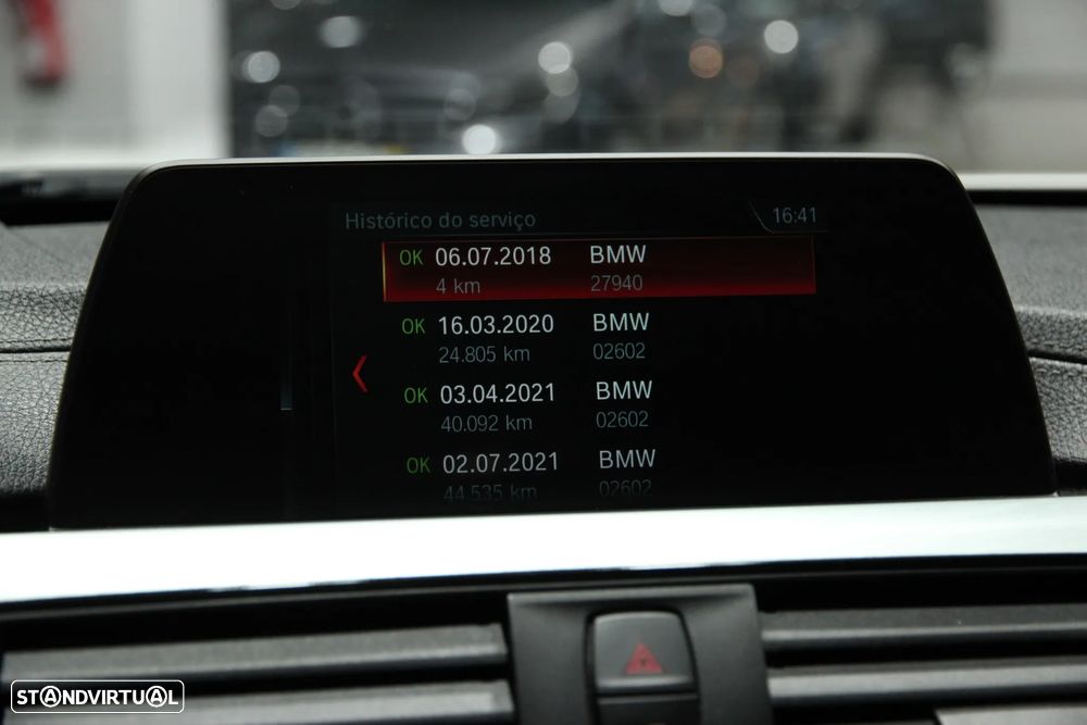 BMW 318 d Touring Line Sport Shadow Auto - 21