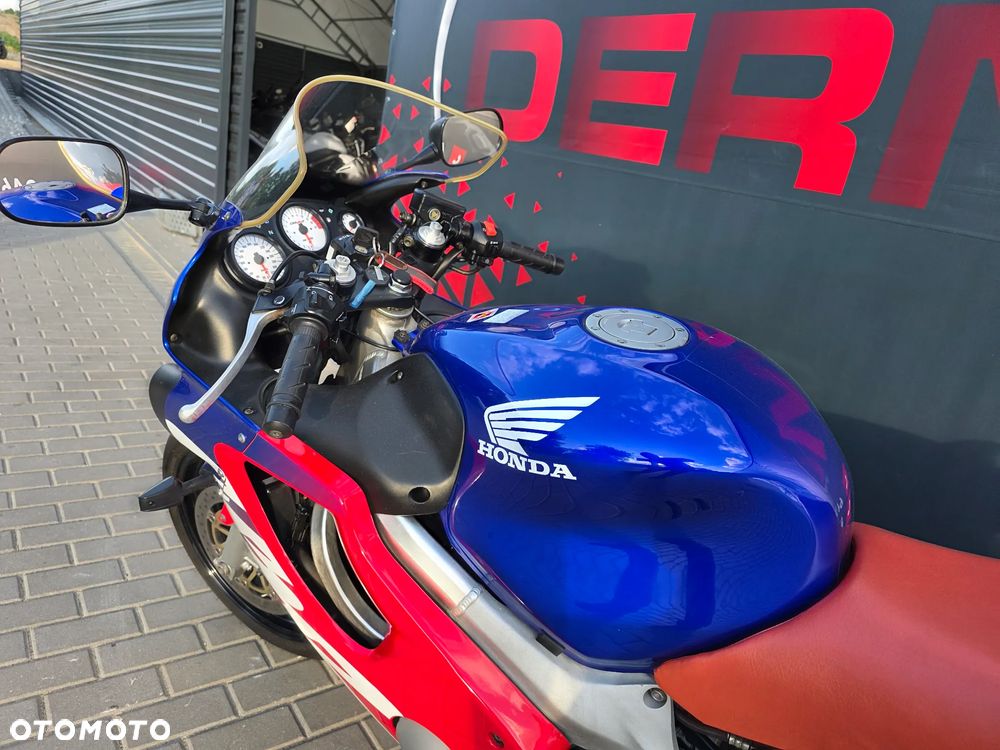 Honda CBR - 10