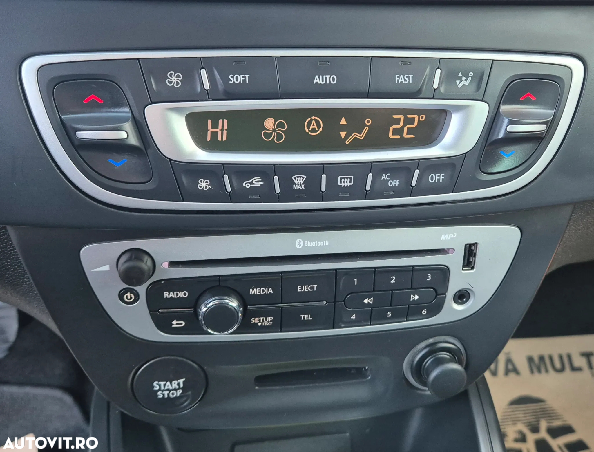 Renault Megane Grandtour ENERGY dCi 110 Start & Stopp Bose Edition - 22