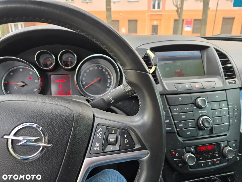 Opel Insignia 2.0 CDTI Cosmo - 3