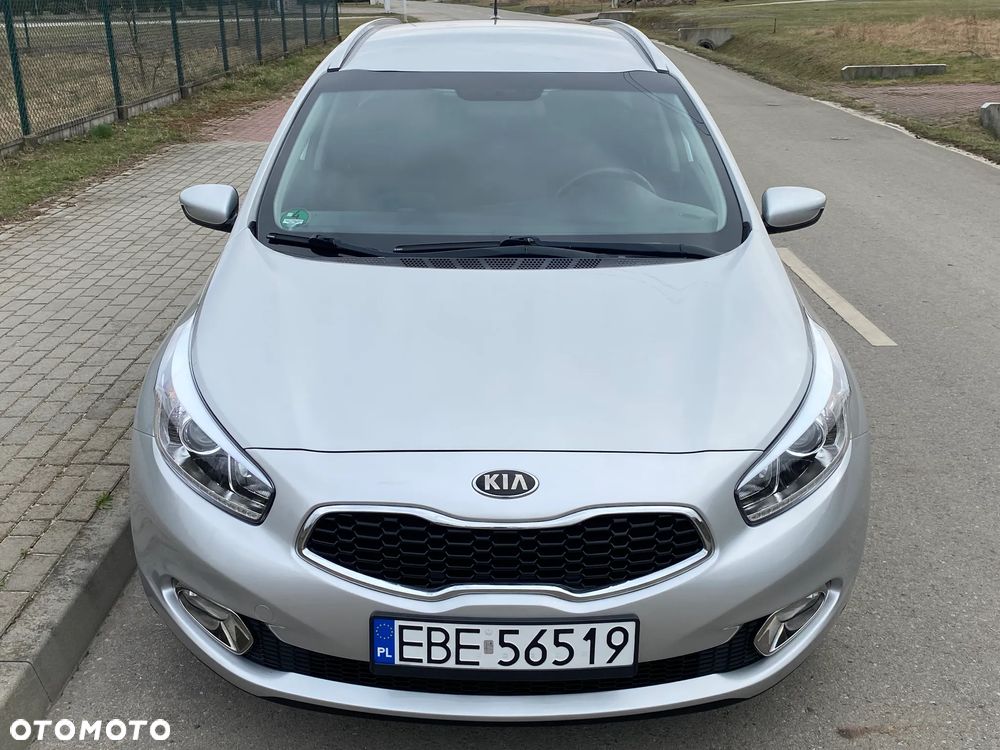 Kia Ceed 1.4 CVVT Dream Team Edition - 9