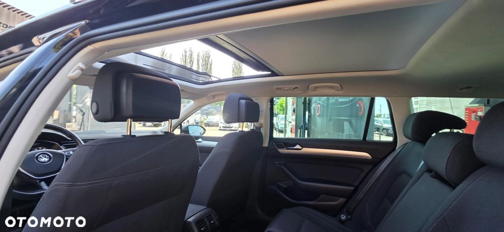 Volkswagen Passat Variant 2.0 TDI EVO Business DSG - 31