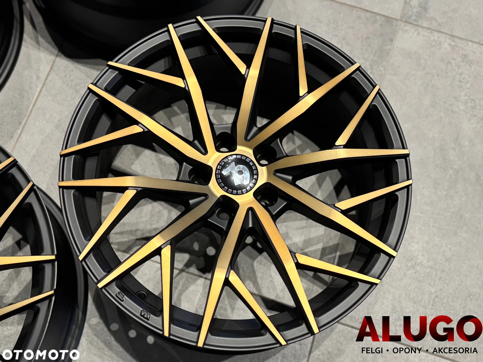 Felgi 18" SV-C Skoda Octavia Superb Volkswagen Golf Passat Audi A3 A4 A6 Cupra Leon - 4