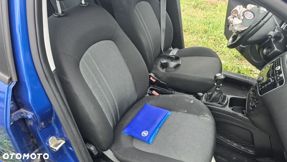 Fiat Punto 1.4 Estiva S&S - 19