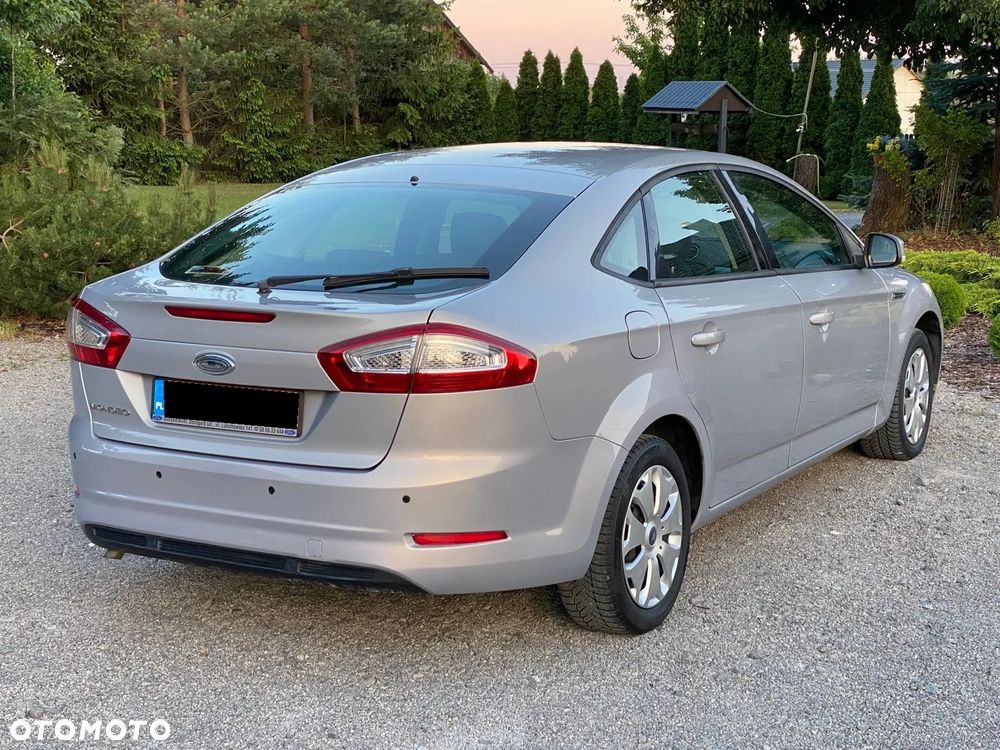 Ford Mondeo 2.0 Ghia Executive - 38