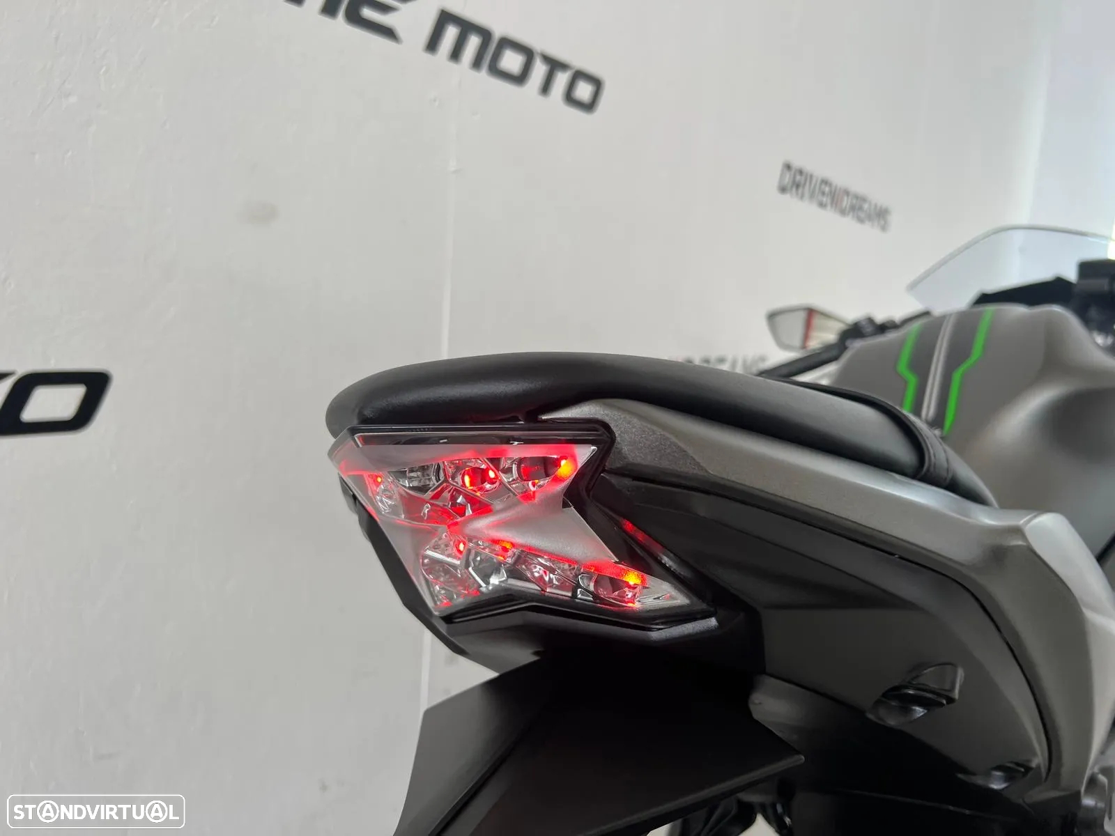 Kawasaki Ninja 650 - 8
