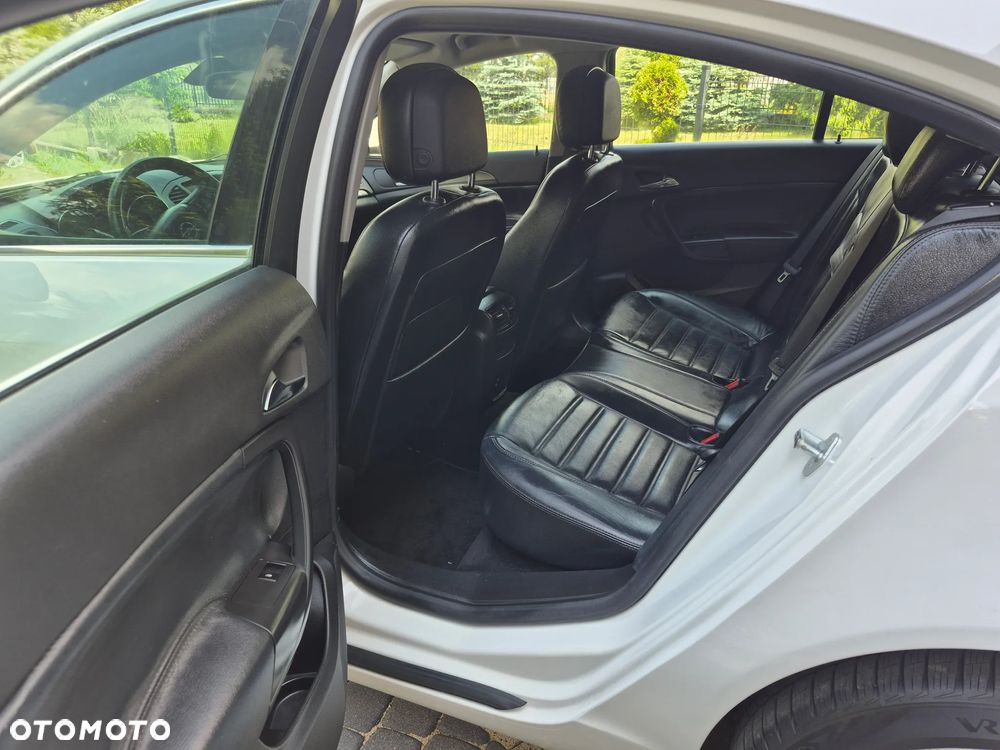 Opel Insignia 1.4 T Elegance S&S - 11