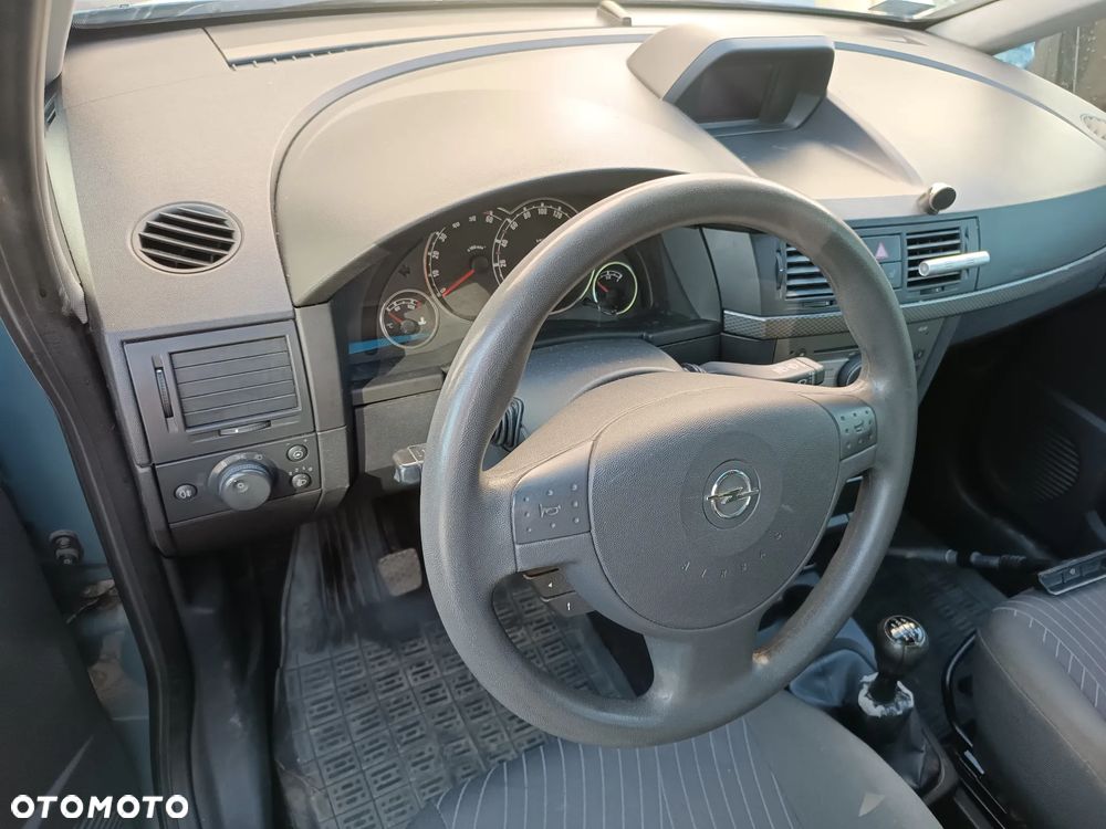 Opel Meriva - 9