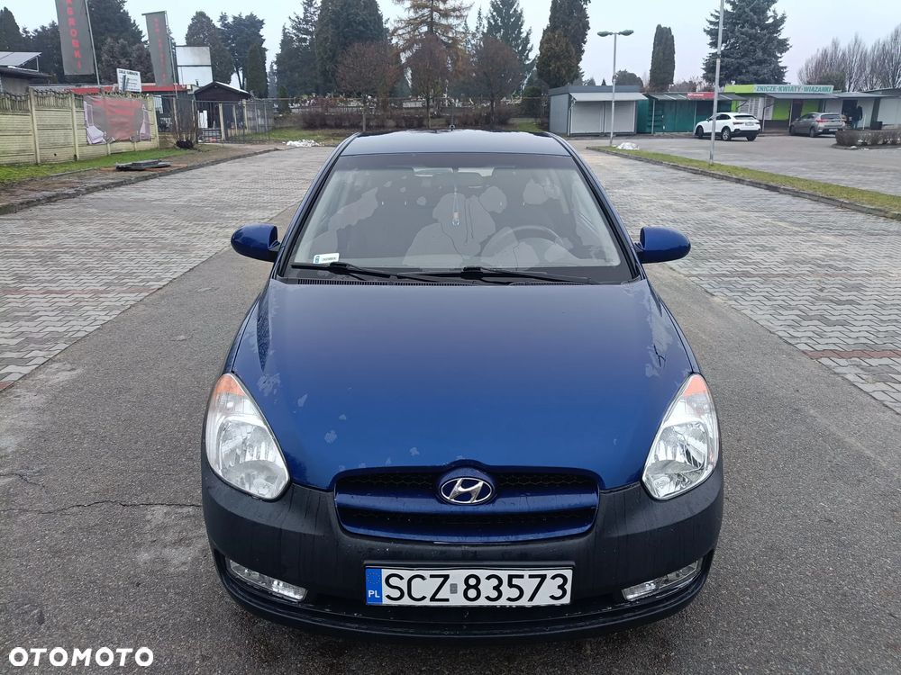 Hyundai Accent 1.4 GL - 1