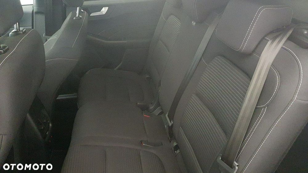 Ford Kuga - 16