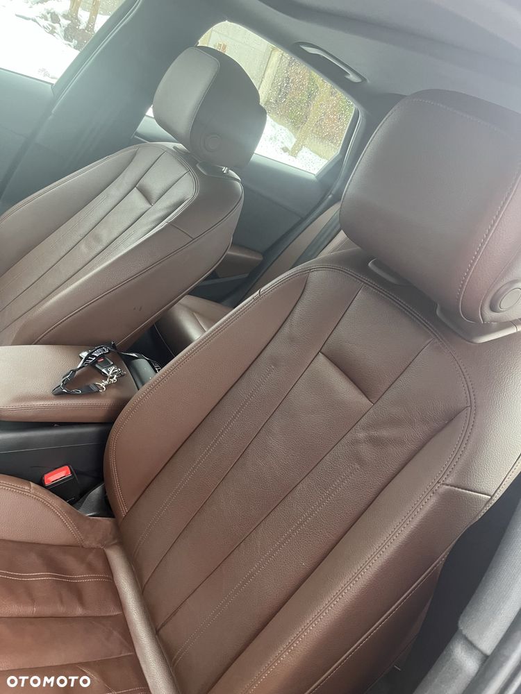 Audi A4 Limousine - 8