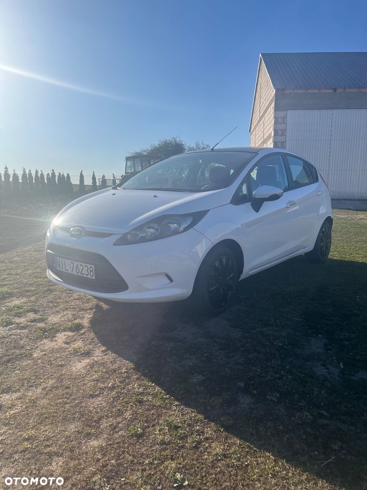 Ford Fiesta 1.6 TDCI Connection - 1