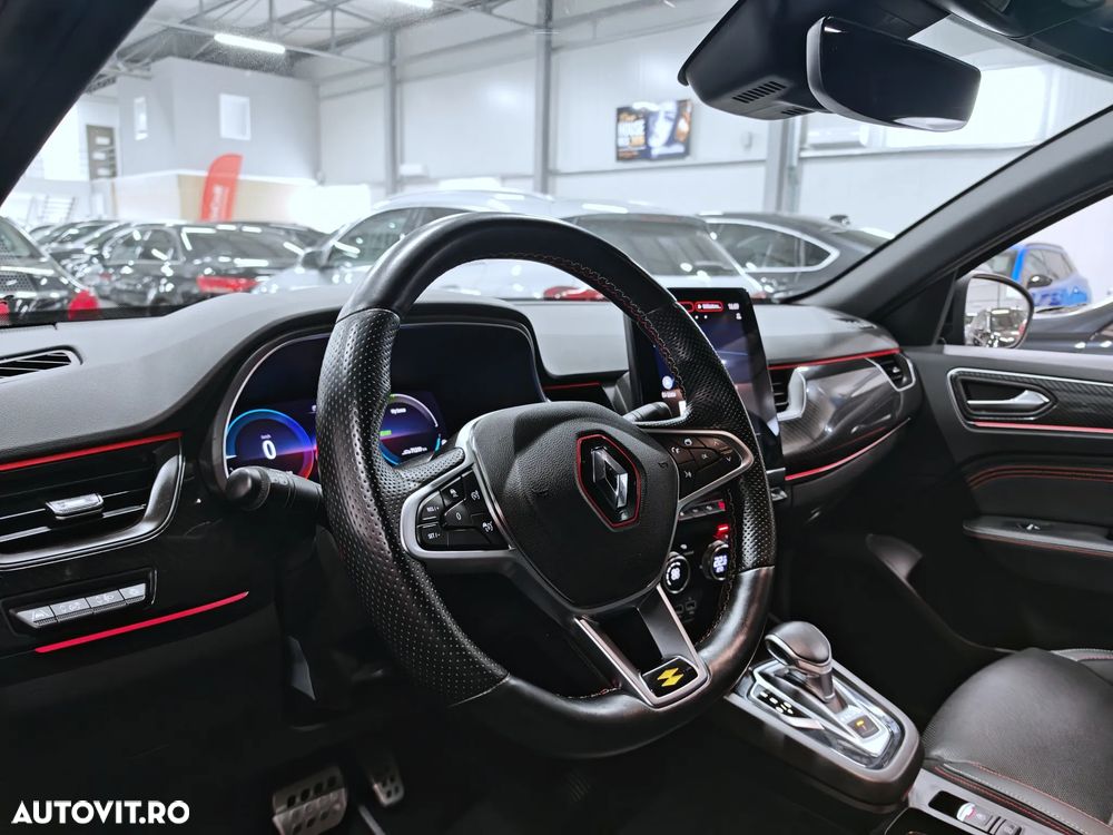 Renault Arkana E-TECH RS Line - 8