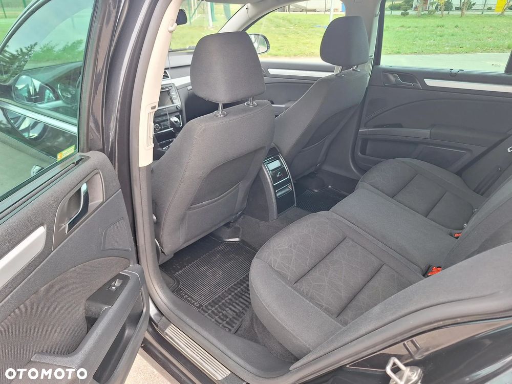 Skoda Superb 2.0 TDI Elegance - 10
