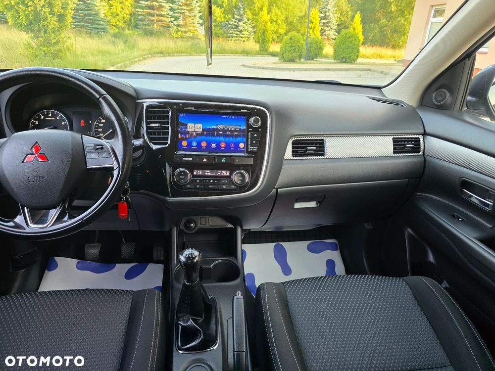 Mitsubishi Outlander 2.0 2WD Edition - 28