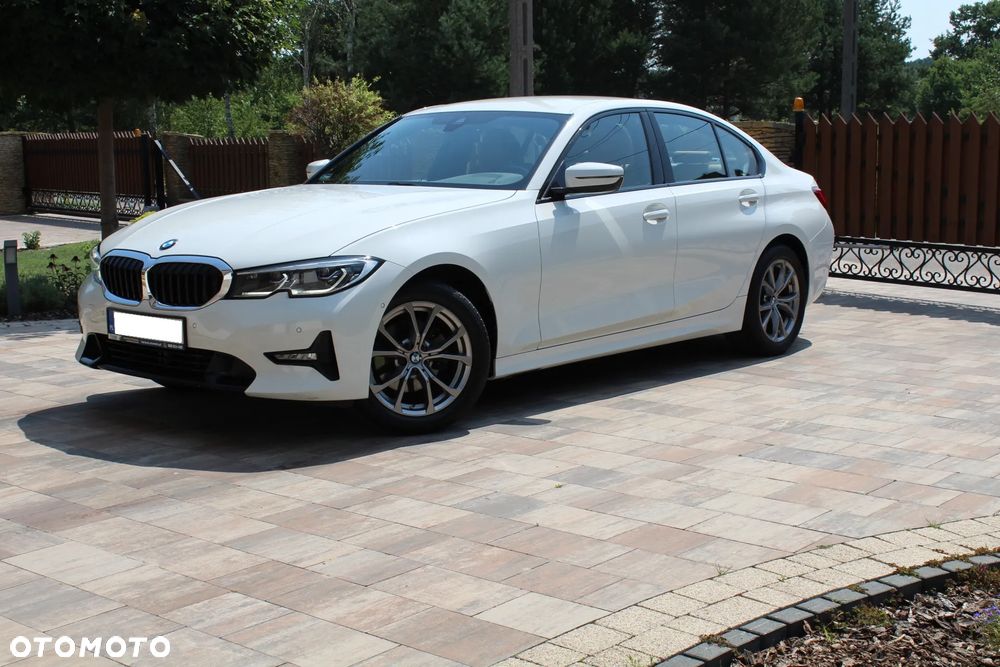 BMW Seria 3 320i xDrive Sport Line - 1