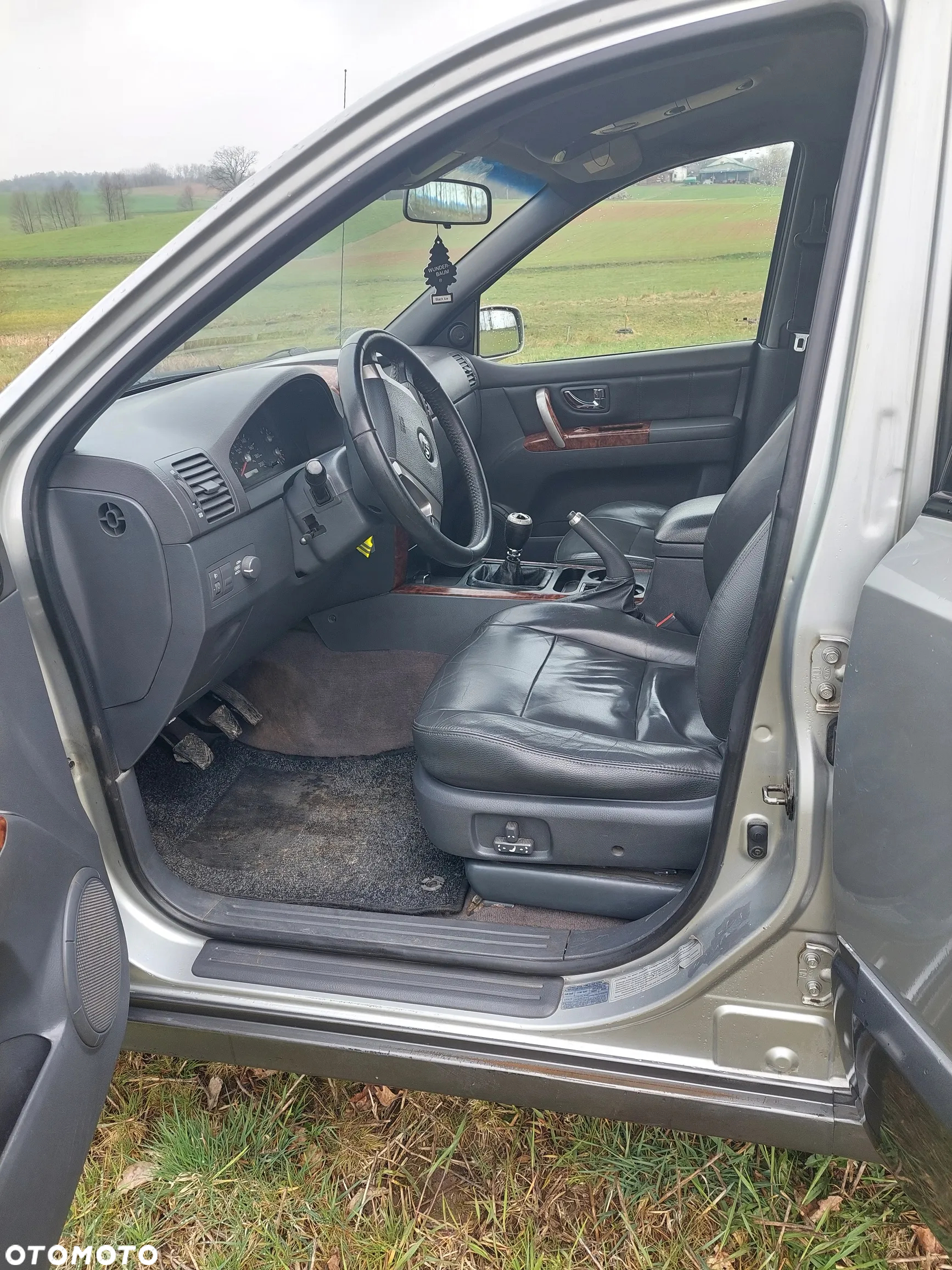 Kia Sorento - 12