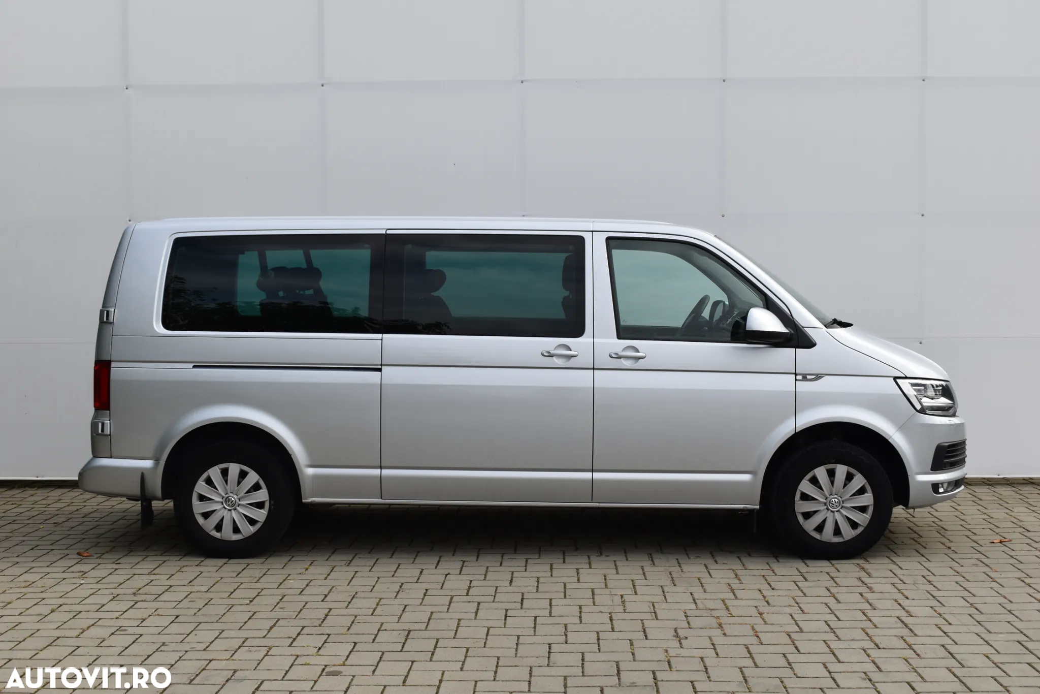 Volkswagen Caravelle T6 2.0 TDI LR Comfortline - 5