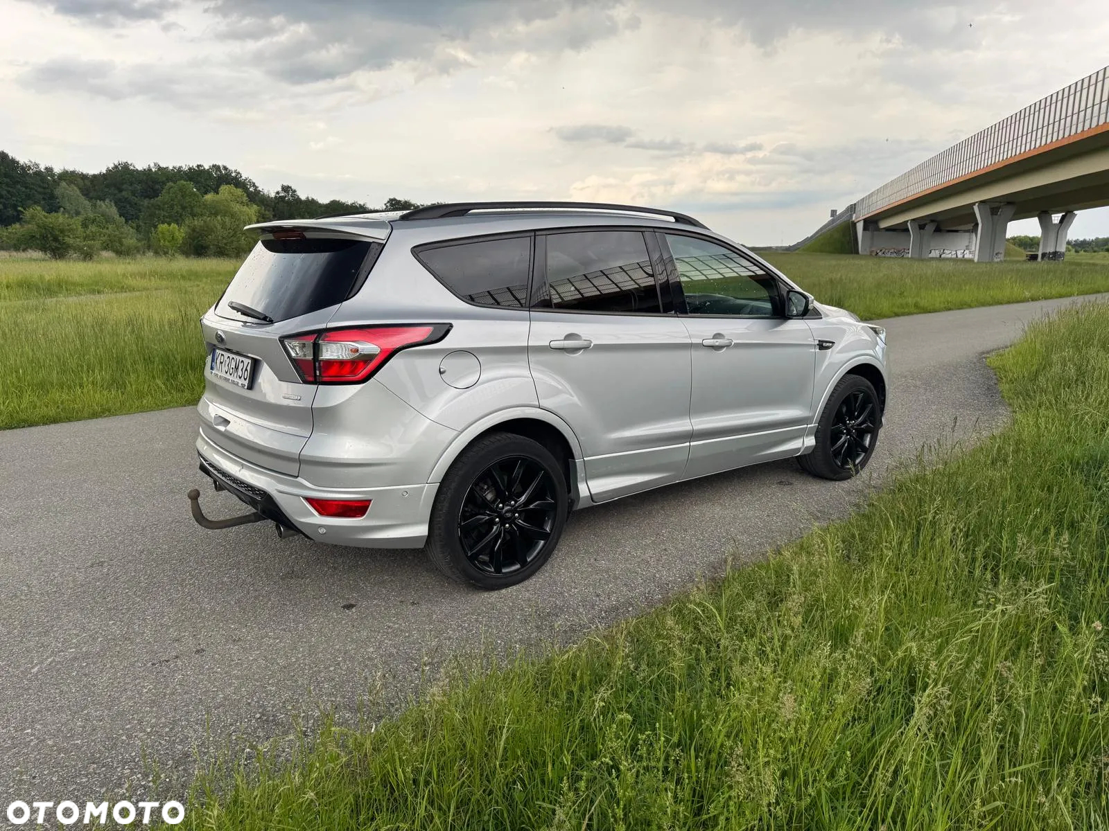 Ford Kuga 1.5 EcoBoost FWD ST-Line ASS - 2