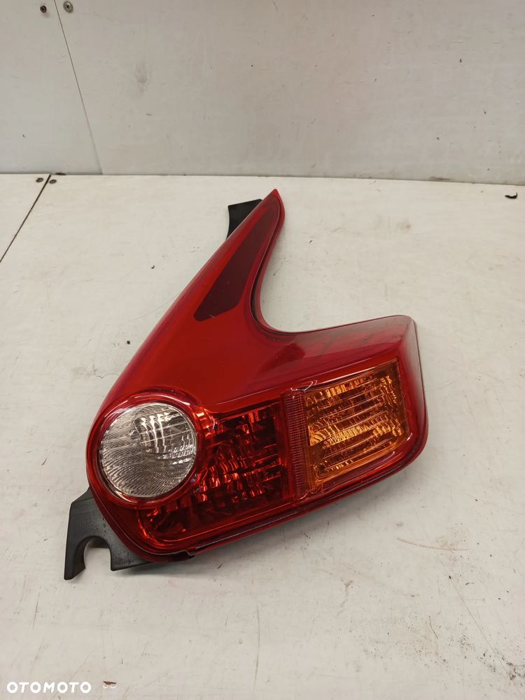 + LAMPA TYL TYLNA PRAWA NISSAN JUKE F15 I - 2
