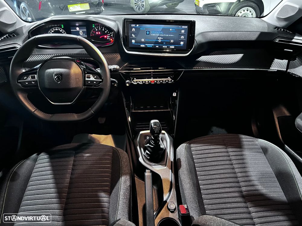 Peugeot 208 1.2 PureTech Active - 5