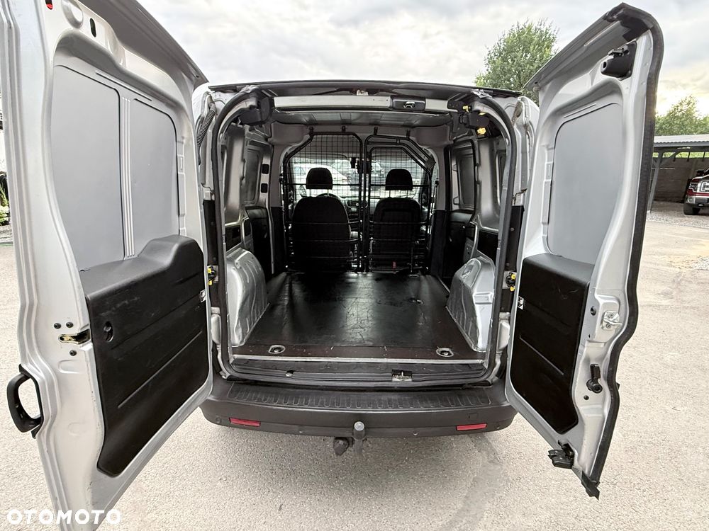 Opel COMBO - 13