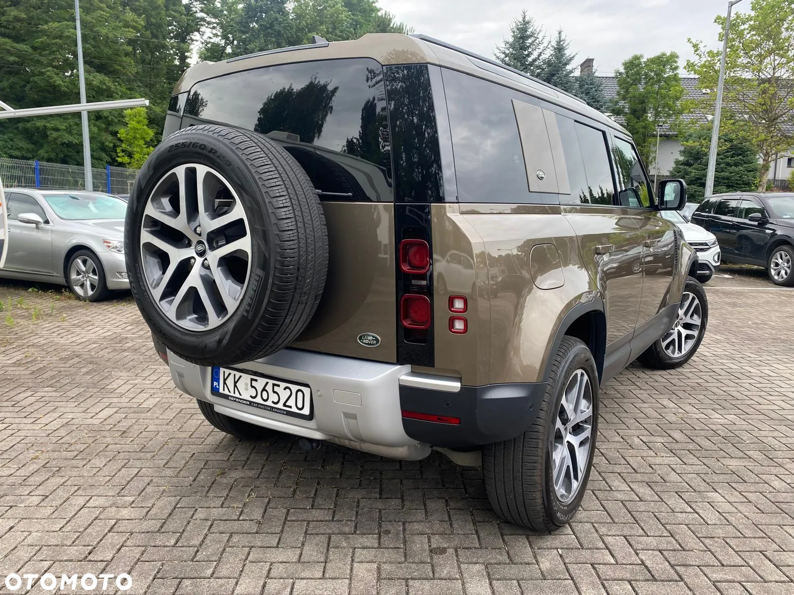 Land Rover Defender 110 3.0 D250 mHEV S - 4