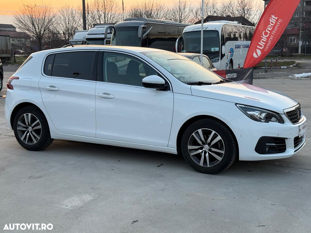 Peugeot 308 PureTech 130 GPF EAT8 Stop & Start Allure - 9