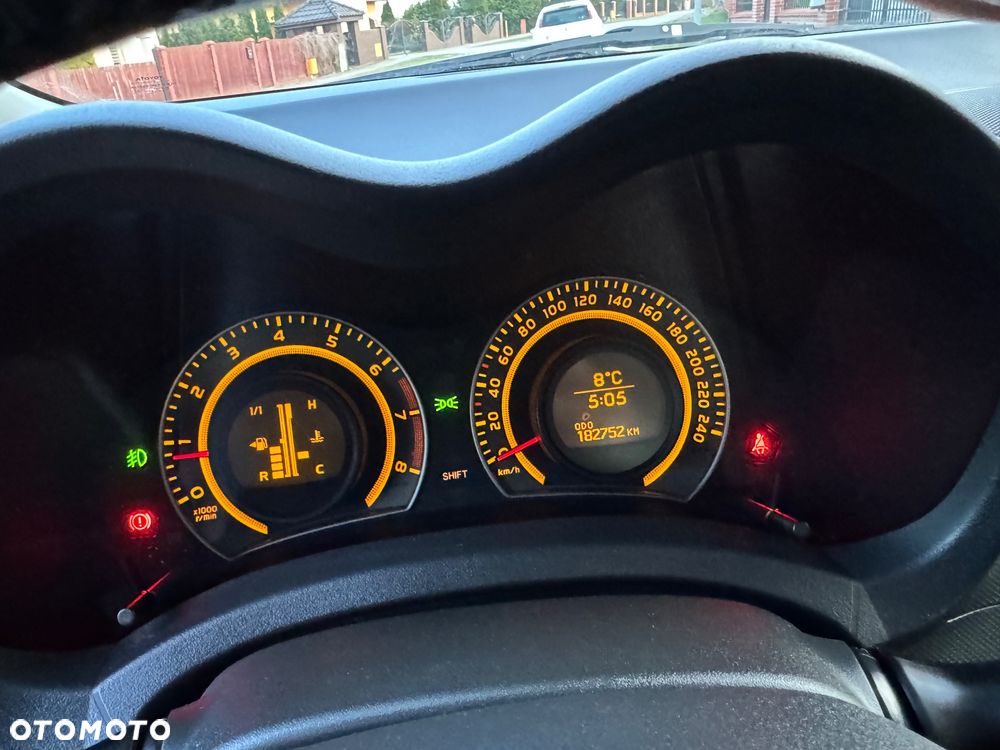 Toyota Auris 1.33 VVT-i Terra - 26