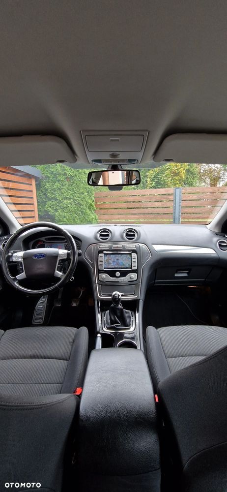 Ford Mondeo 2.0 Titanium - 13
