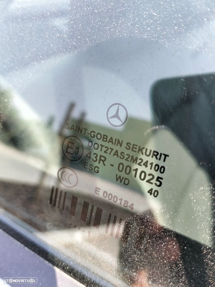 Mercedes-Benz E 250 CDI Avantgarde BlueEfficiency Auto. - 23