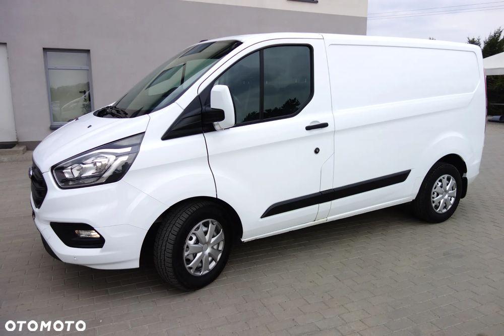 Ford Transit Custom Automat 2.0 Ecoblue 130 KM L1H1 Klima - 2