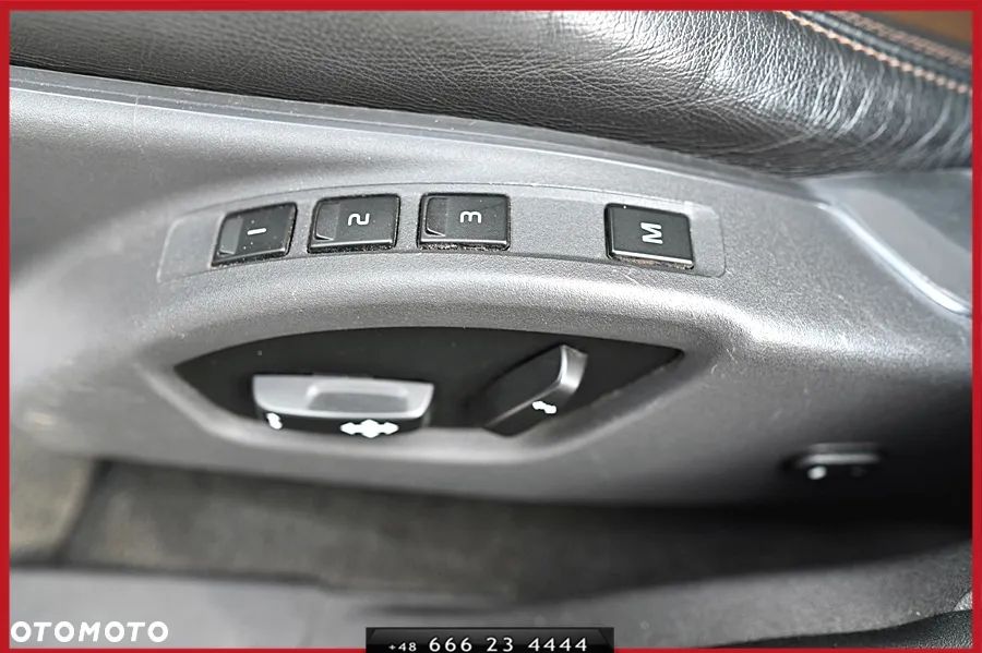 Volvo XC 60 D5 AWD Geartronic Kinetic - 16